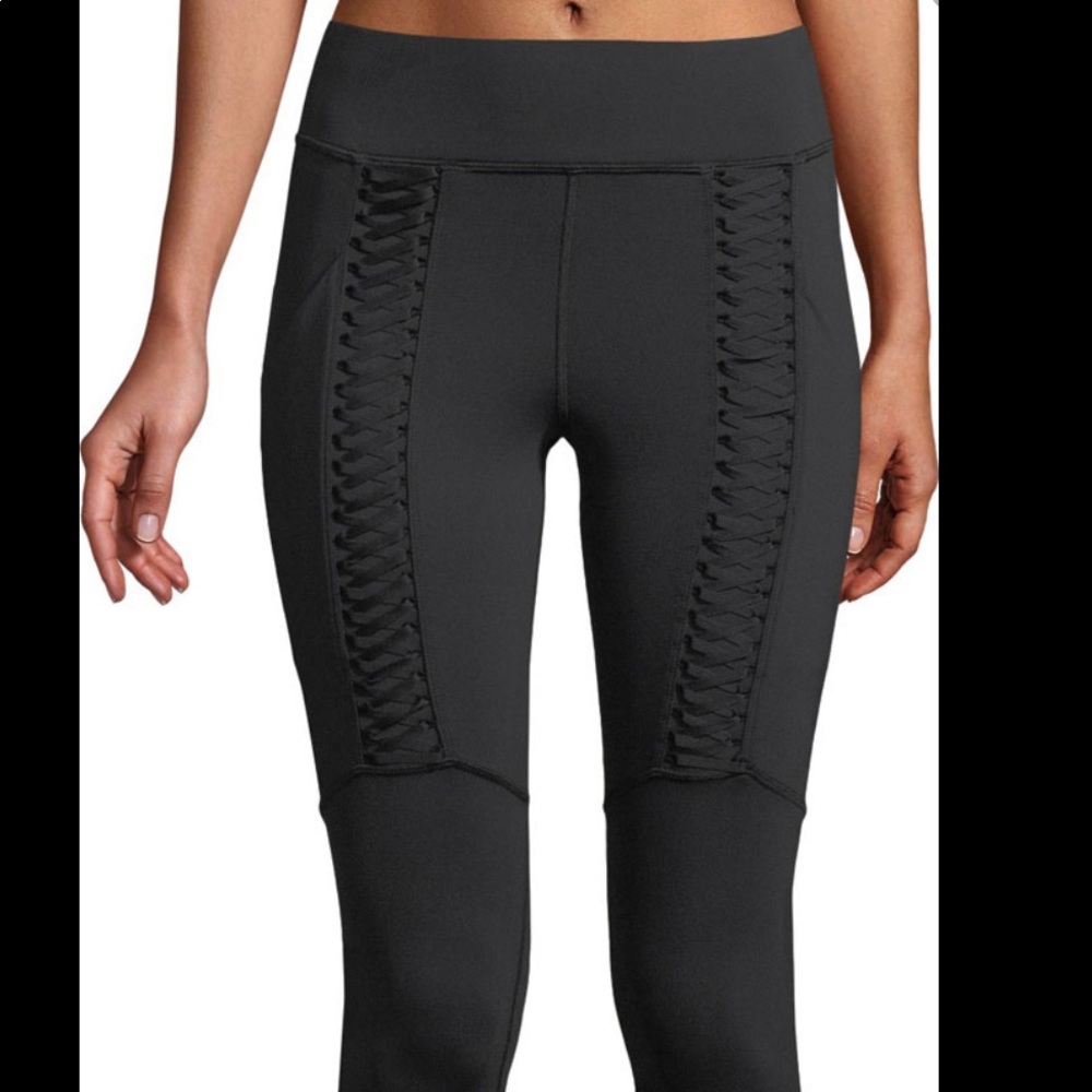 🏷 MICHI Lace Leggings